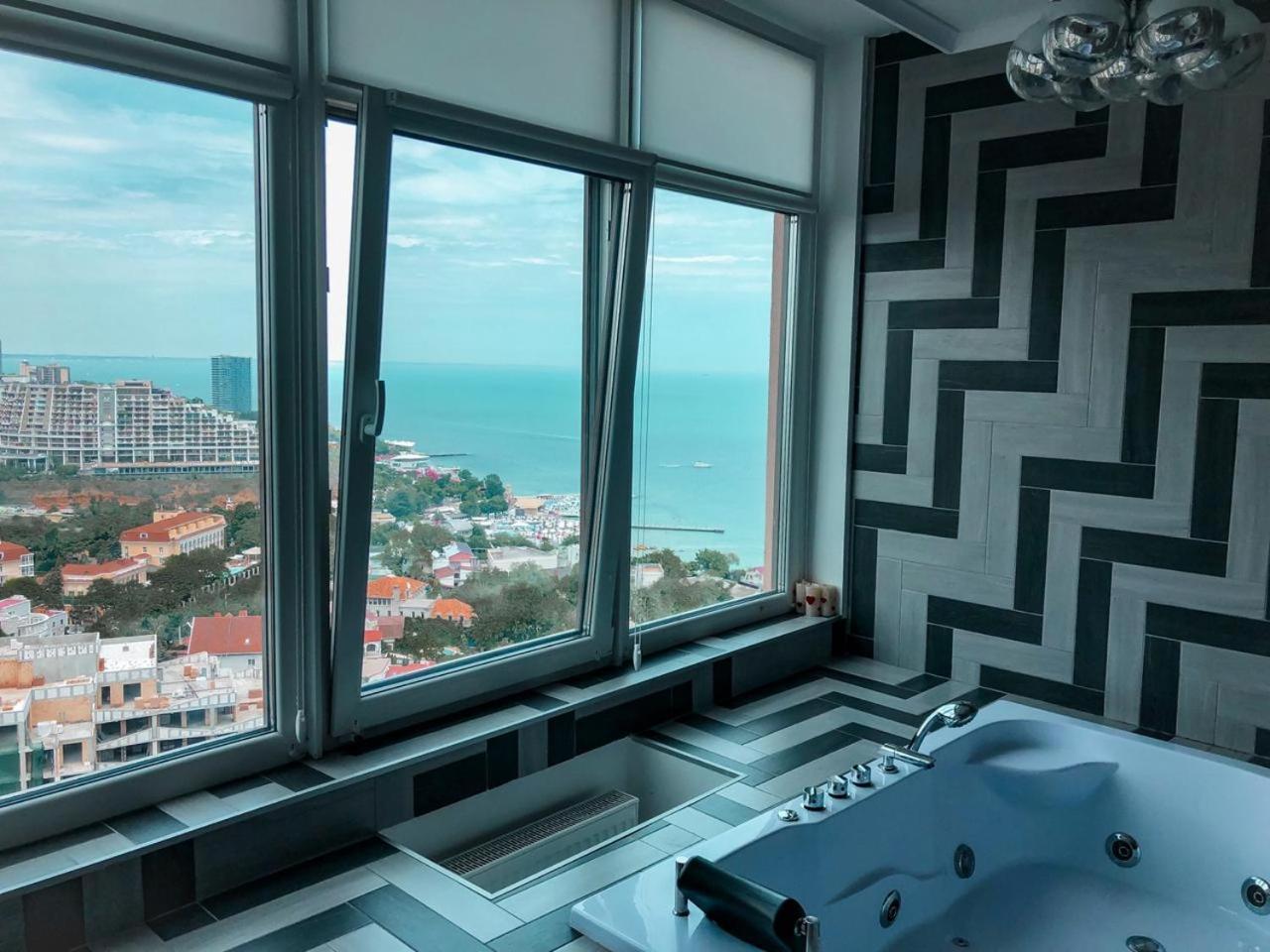 M&P Vip Appartments In Arkadia โอเดสซา ห้อง รูปภาพ