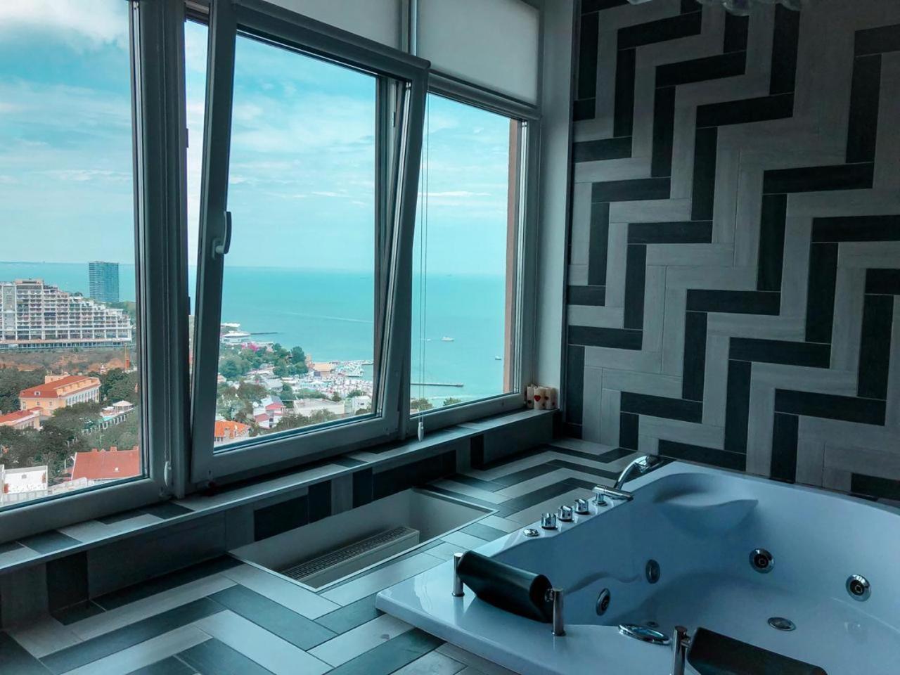 M&P Vip Appartments In Arkadia โอเดสซา ห้อง รูปภาพ