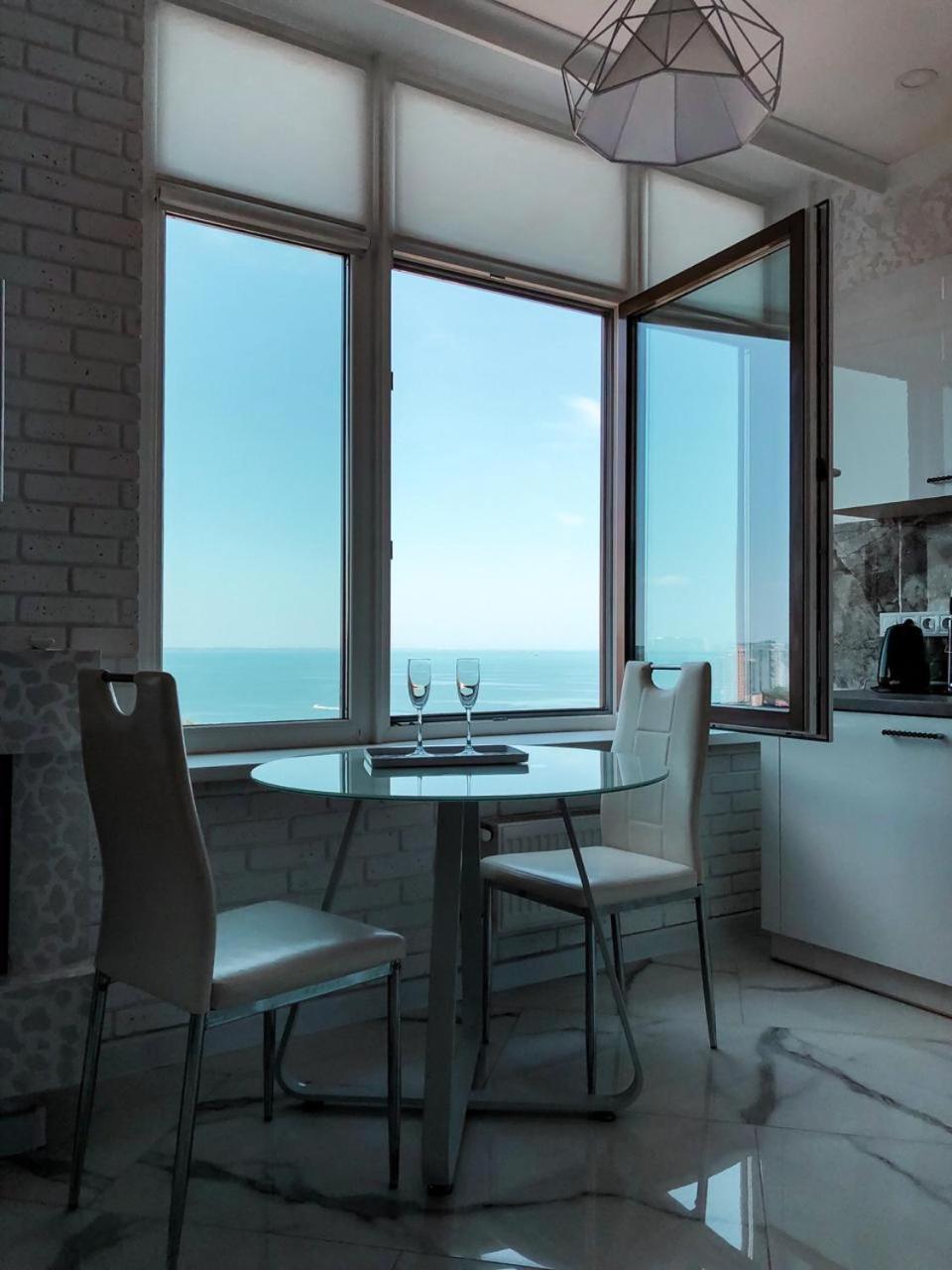 M&P Vip Appartments In Arkadia โอเดสซา ห้อง รูปภาพ