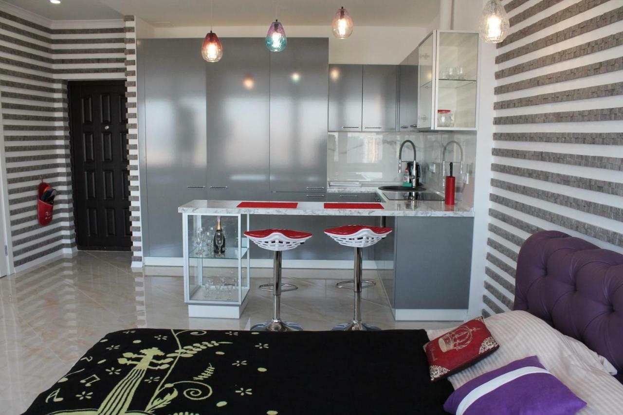 M&P Vip Appartments In Arkadia โอเดสซา ภายนอก รูปภาพ