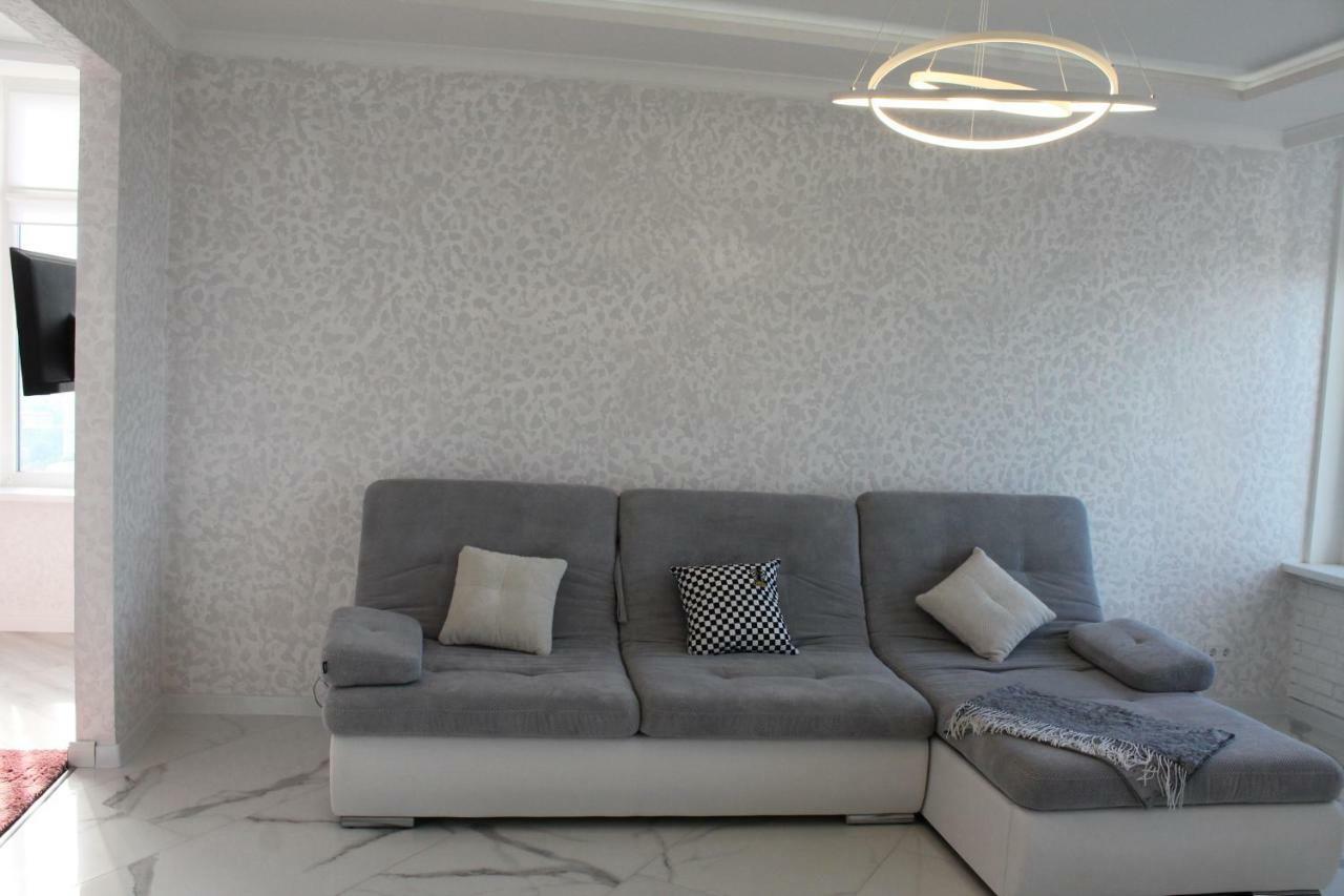 M&P Vip Appartments In Arkadia โอเดสซา ภายนอก รูปภาพ